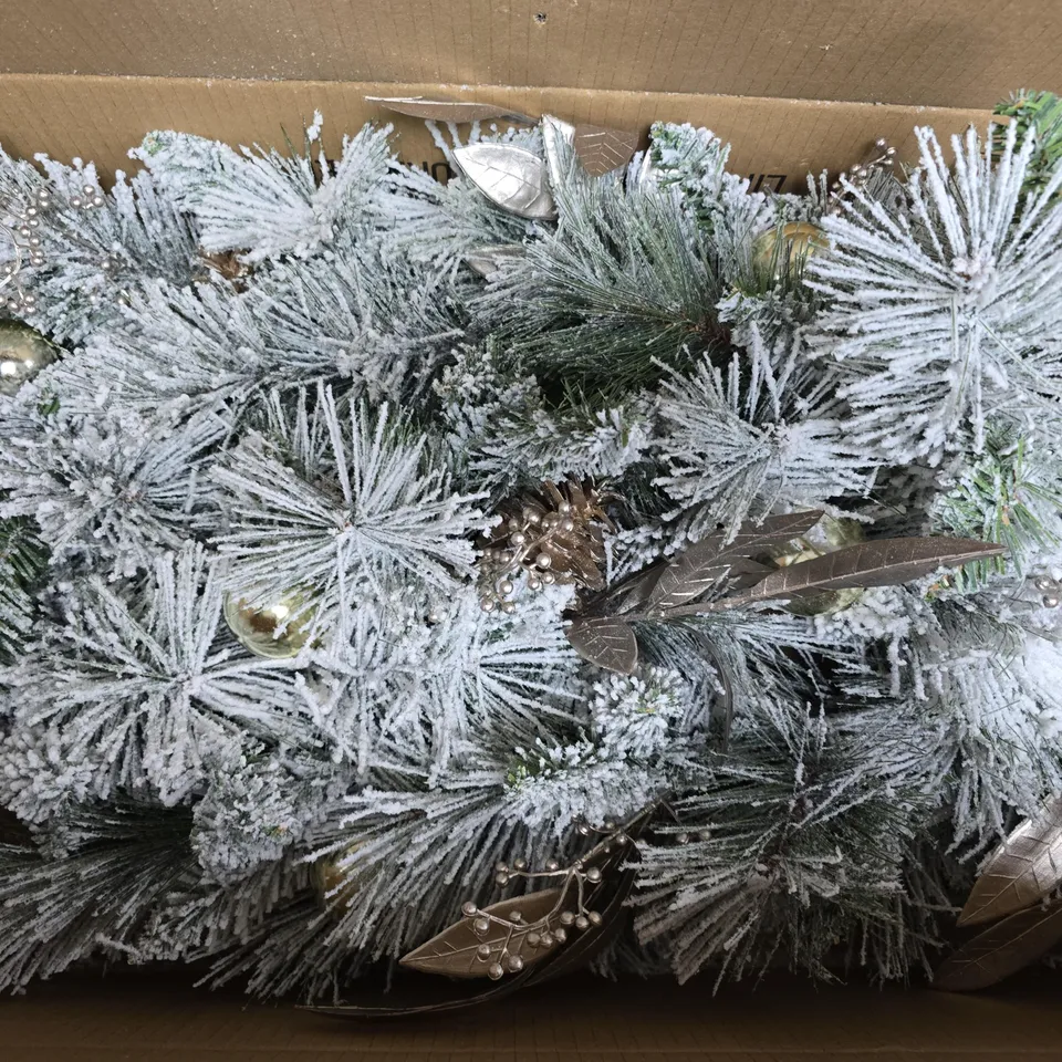 FLOCKED FOLIAGE CHRISTMAS GARLAND - 6FT