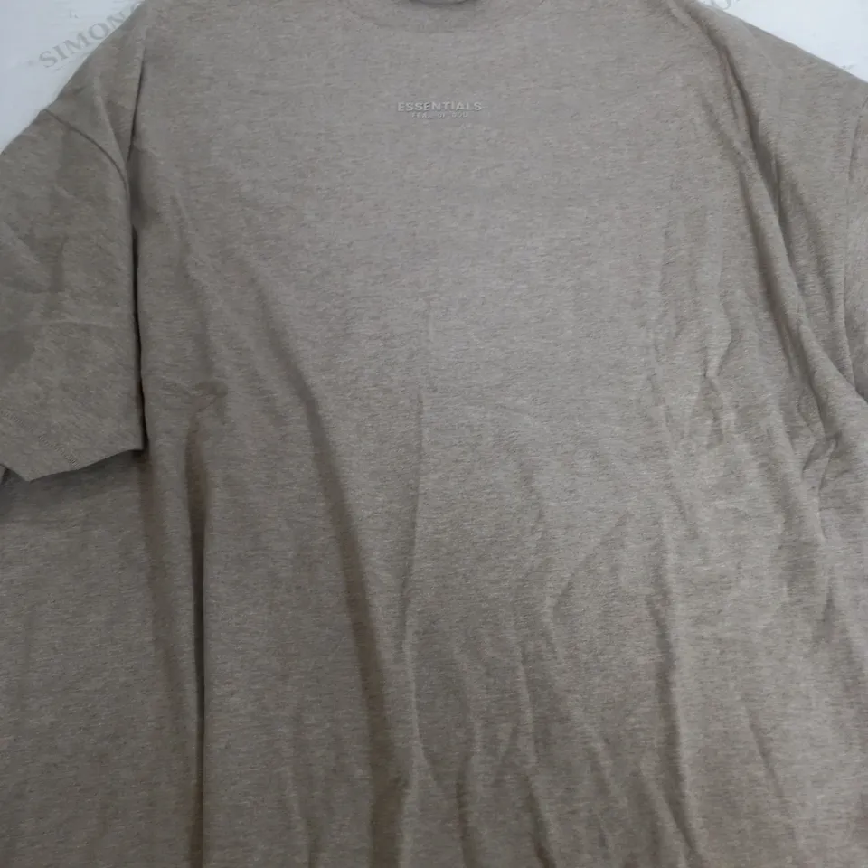 ESSENTIALS FEAR OF GOD T-SHIRT - MEDIUM