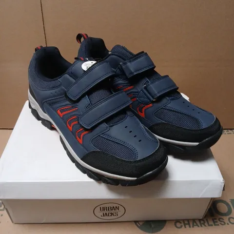 URBAN JACKS PENRITH NAVY TRAINERS – UK SIZE 10