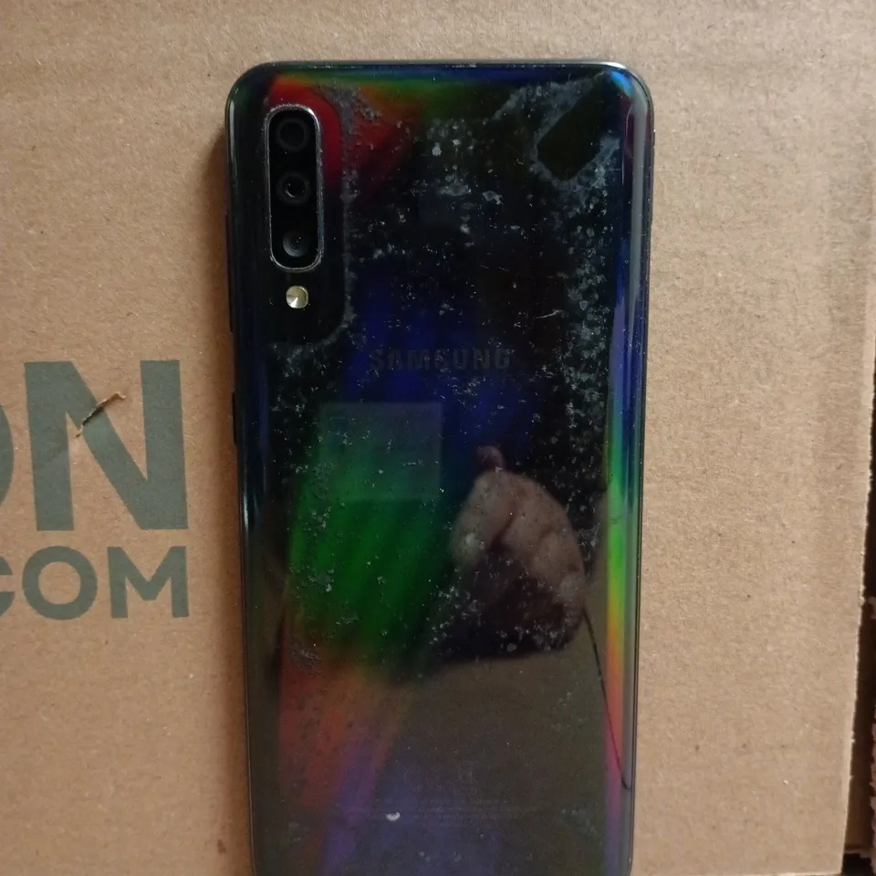 SAMSUNG GALAXY A50 SM-A505FN/DS MOBILE PHONE
