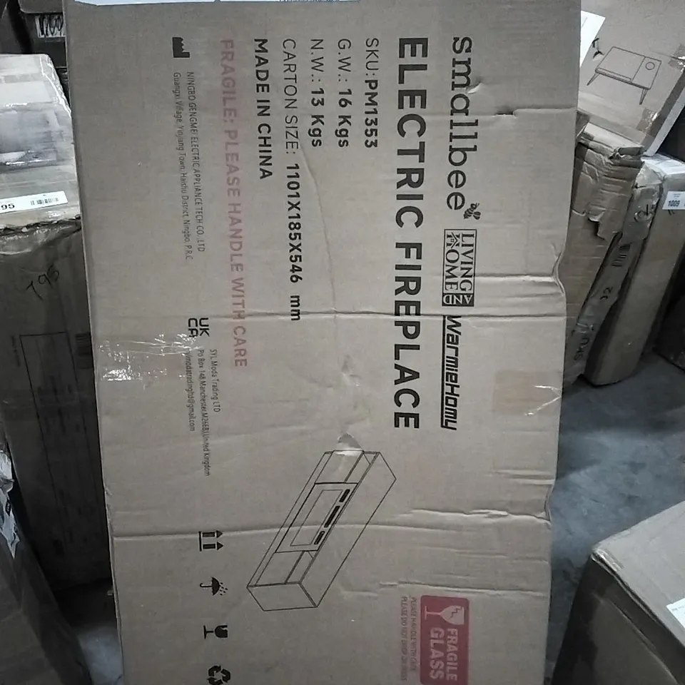 BOXED SMALLBEE / LIVING AND HOME / WARMIEHOMY ELECTRIC FIREPLACE