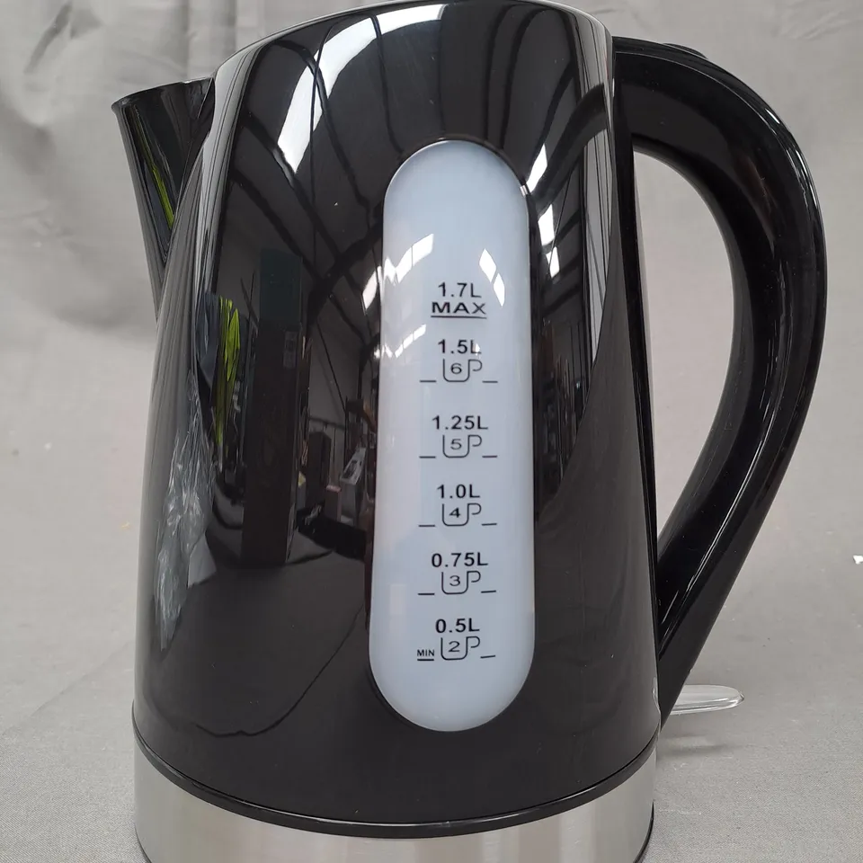 BOXED COOKWORKS BLACK PLASTIC ILLUMINATING 1.7L KETTLE