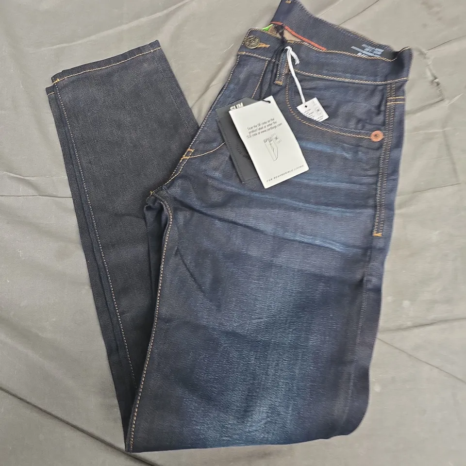 DIESEL D-STRUKT SLIM JEANS – UK 30 (W30/L30)