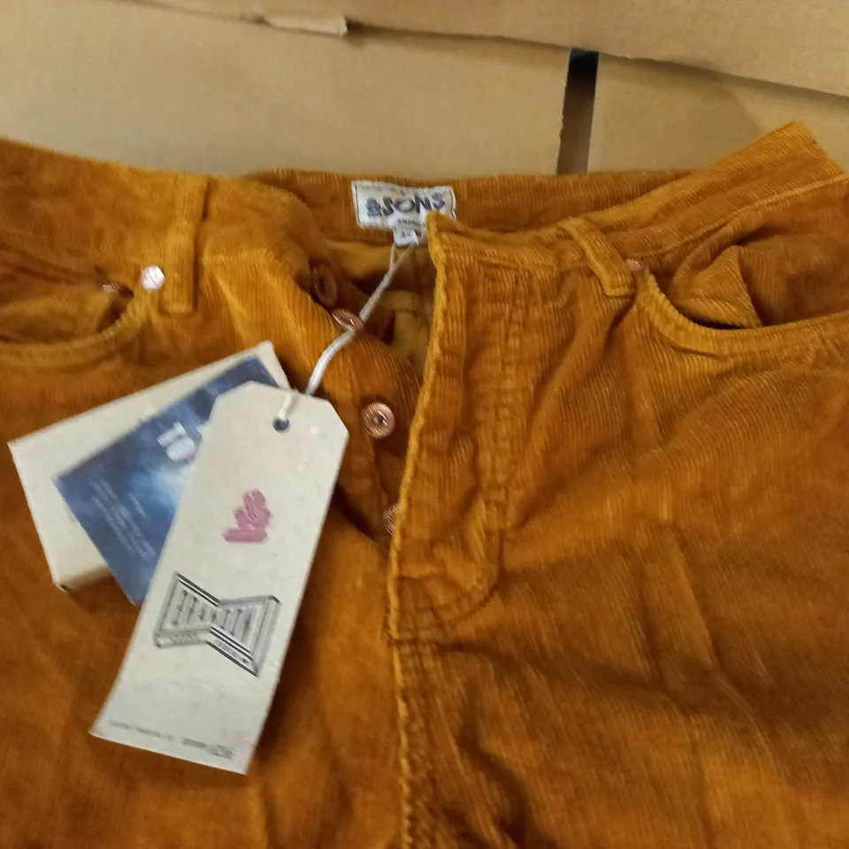 &SONS BRANDON JEANS IN CORD - 32 