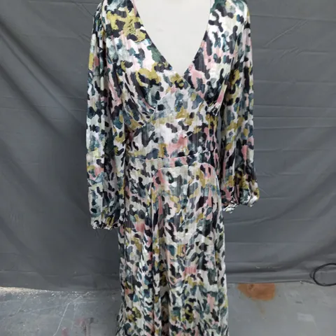 MALISSA J VNECK LONG PUFF SLEEVE DRESS IN KHAKI LEOPARD SIZE S/M