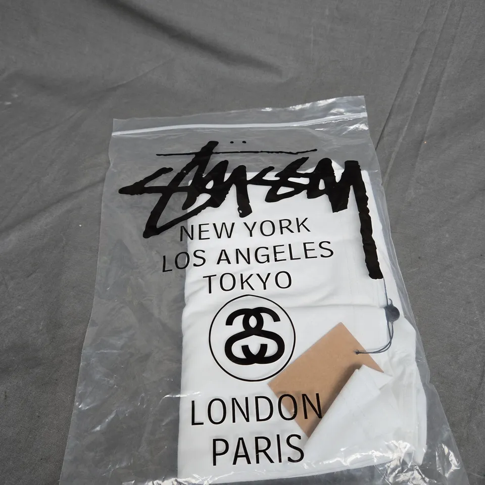 STUSSY CASUAL TEE SIZE L