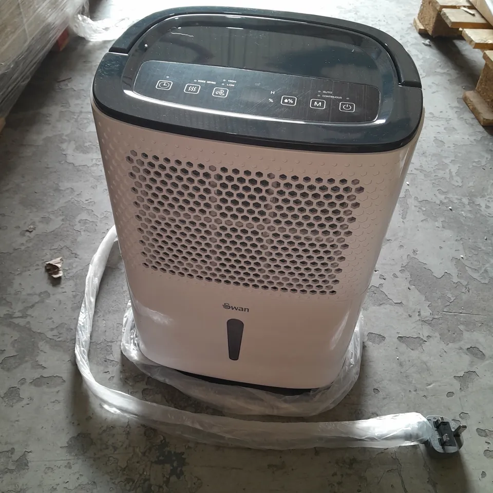 SWAN 10-LITRE DEHUMIDIFIER - WHITE