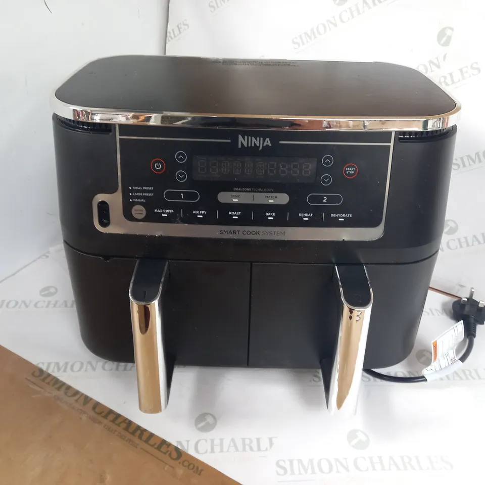 NINJA FOODIE MAX PRO - HEALTH GRILL, FLAT PLATE & AIR FRYER