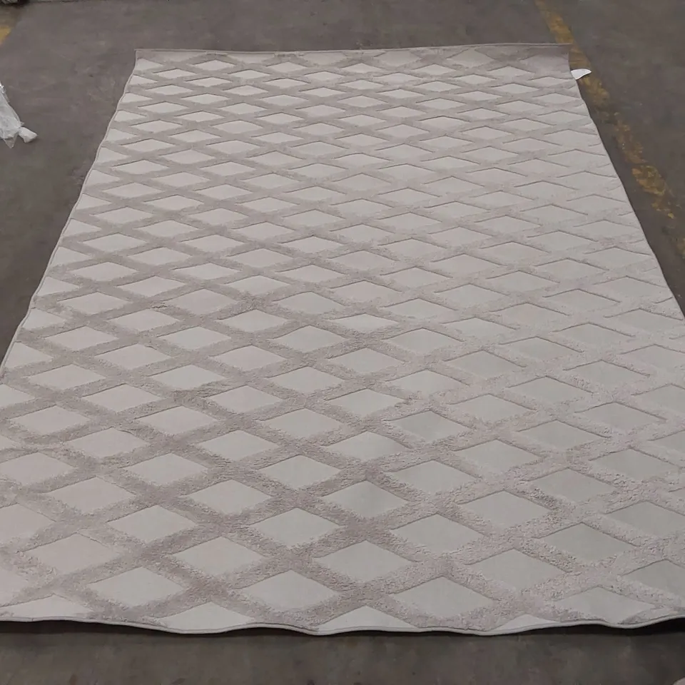 BAGGED PACO HOME UTRECHT RUG - 200 x 280cm