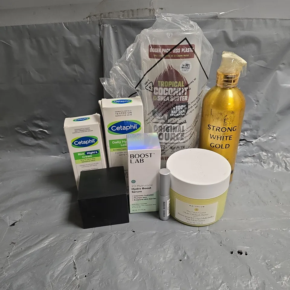 APPROXIMATEY 20 ASSORTED HEALTH AND BEAUTY PRODUCTS TO INCLUDE - CETAPHIL RICH NIGHT CREAM - BOOST LAB HYDRO BOOST SERUM - NATURIM GLOW GETTER BODY BUTTER - ETC