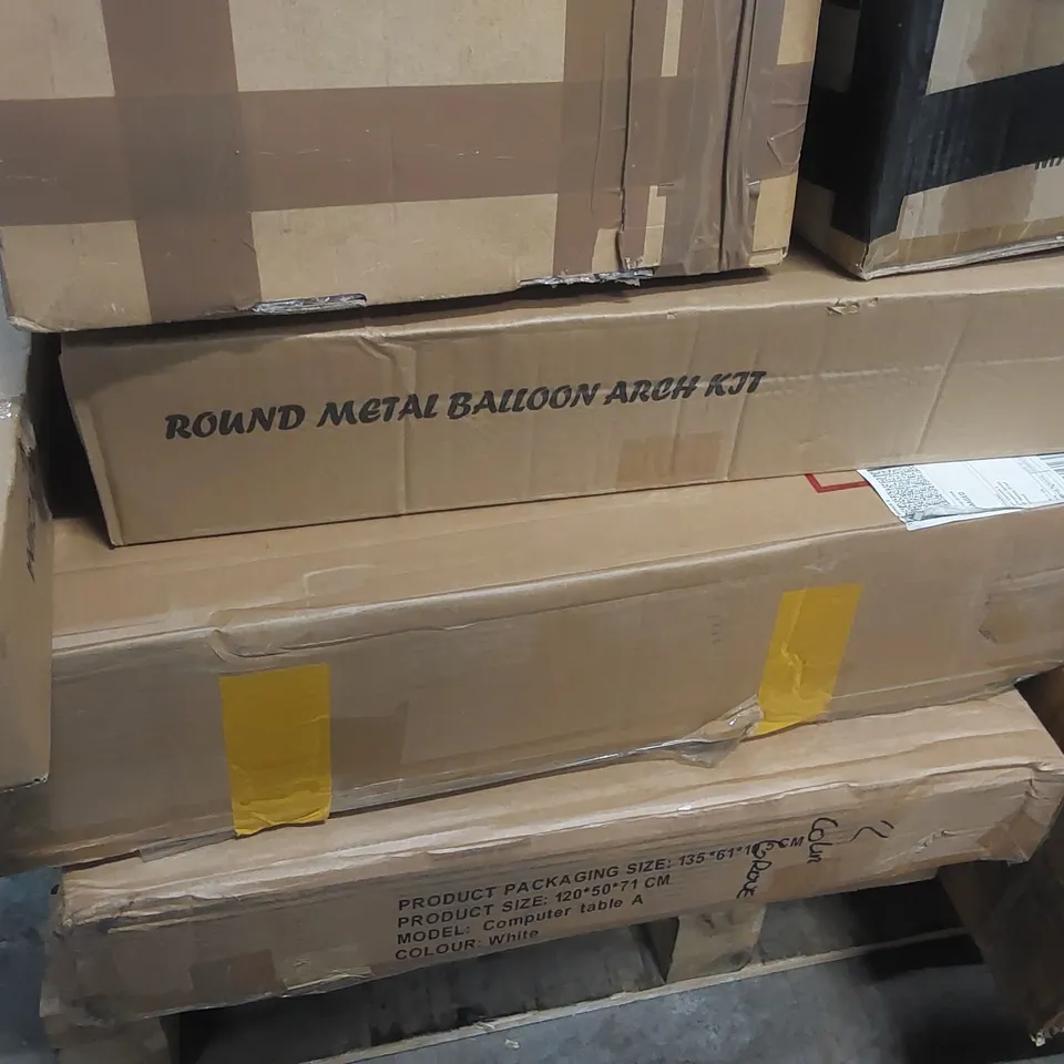 PALLET OF ASSORTED ITEMS INCLUDING: HANDHELD VACUUM CLEANER, METAL BALLOON ARCH KIT ECT
