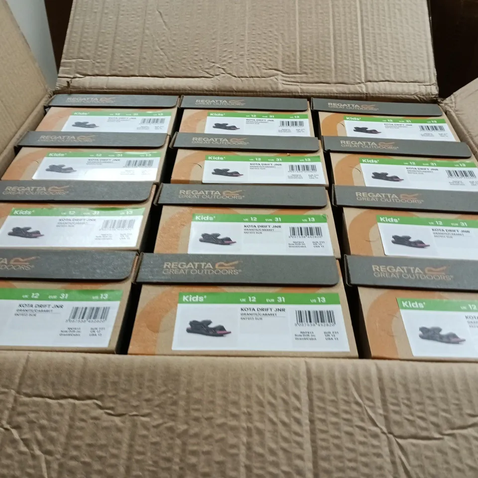BOX OF APPROXIMATELY 12 PAIRS OF REGATTA KOTA WALKING SANDAL GRANITE RKF613 SIZE CHILDS UK 12