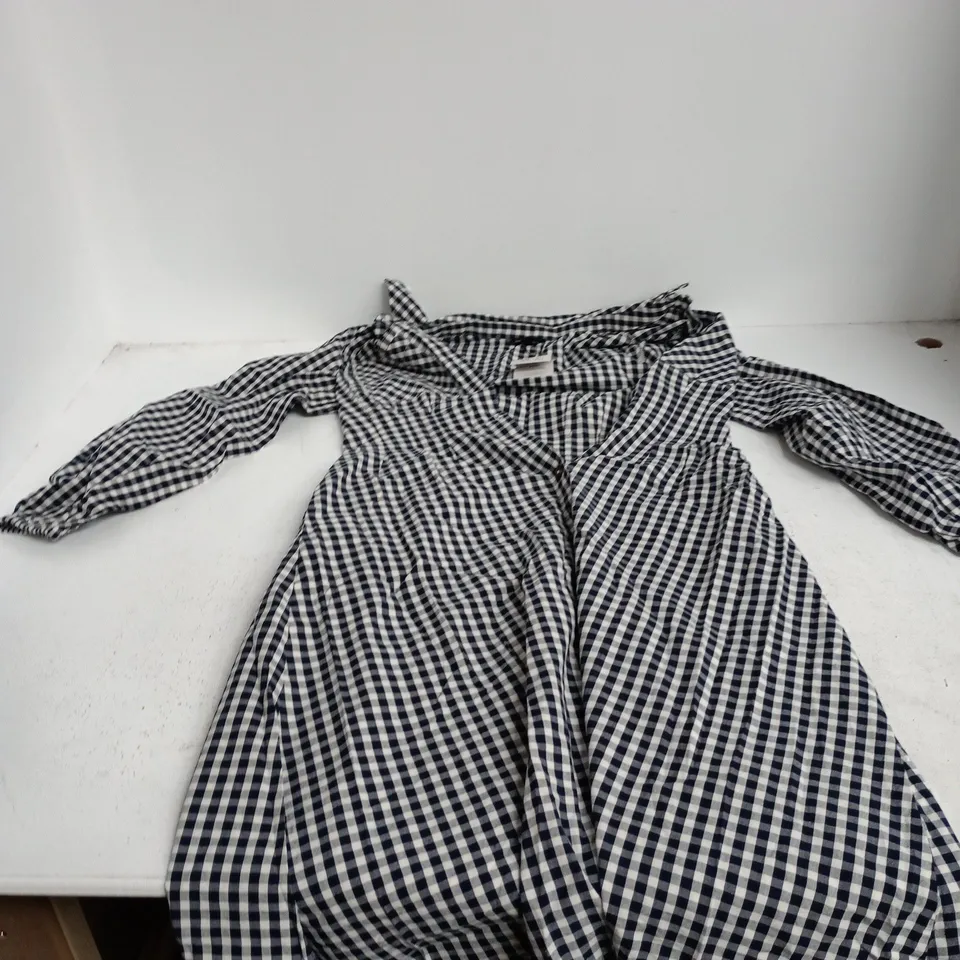 NOBODY'S CHILD GINGHAM SHIRT DRESS, UK 10 (EU 38, USA 6)