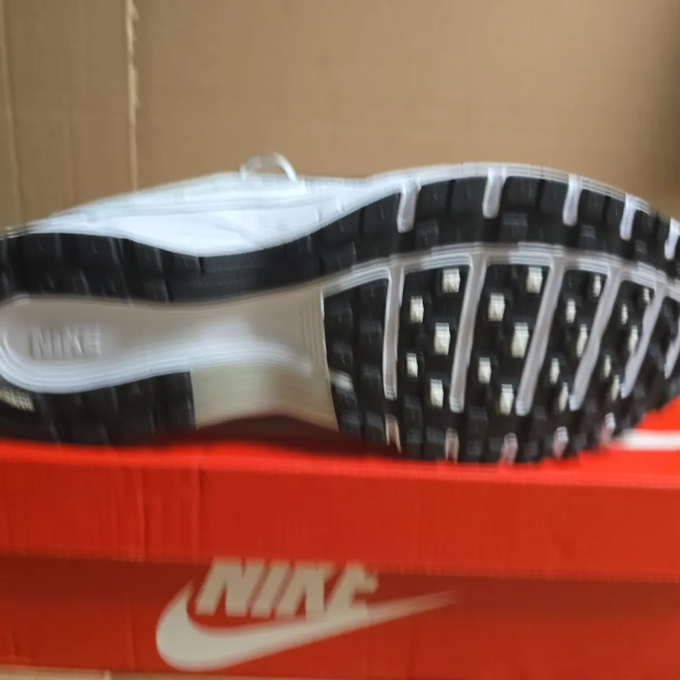 BOXED PAIR OF NIKE P-6000 TRAINERS – WHITE/METALLIC SILVER, UK 9.5 