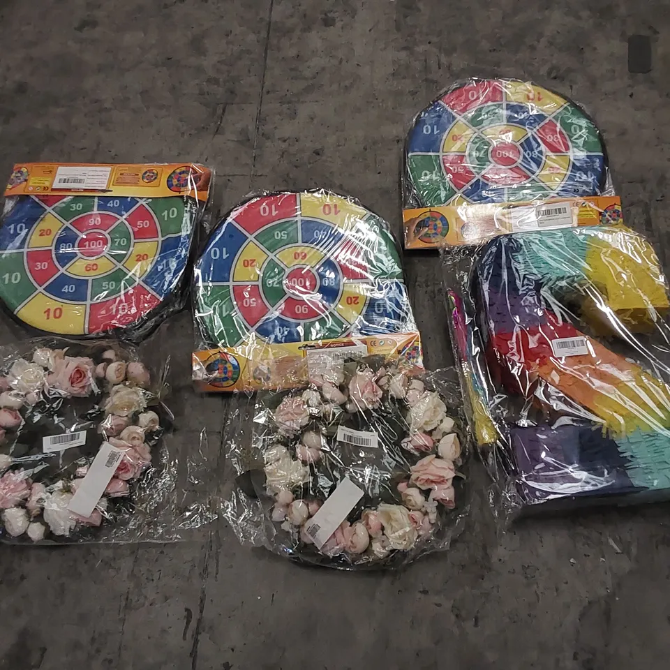 PALLET OF ASSORTED HOUSEHOLD ITEMS AND CONSUMER PRODUCTS. INCLUDES A LARGE QUANTITY OF PIÑATAS, DARTS LIKE GAMES, ARTIFICAL WREATHS ETC