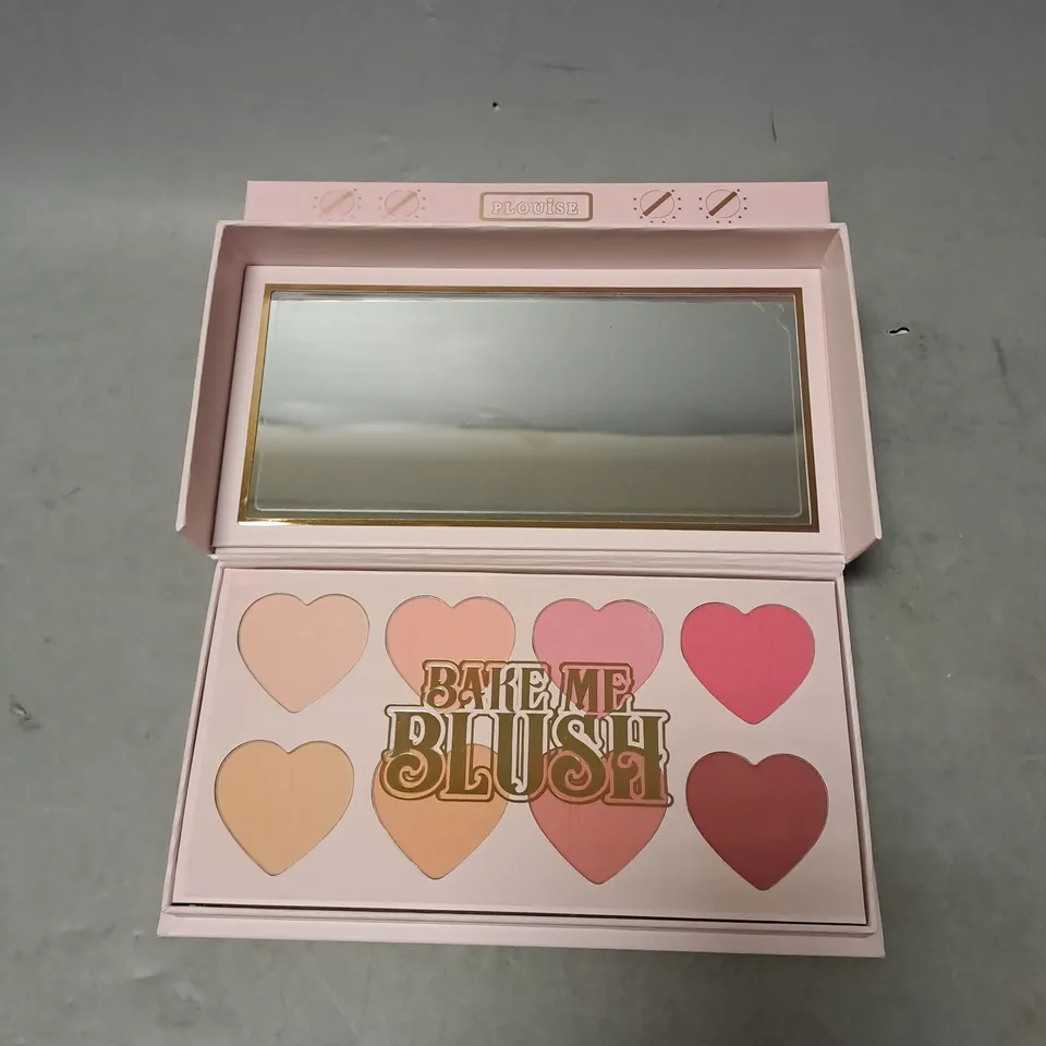 BOXED PLOUISE BAKE ME BLUSH PALETTE