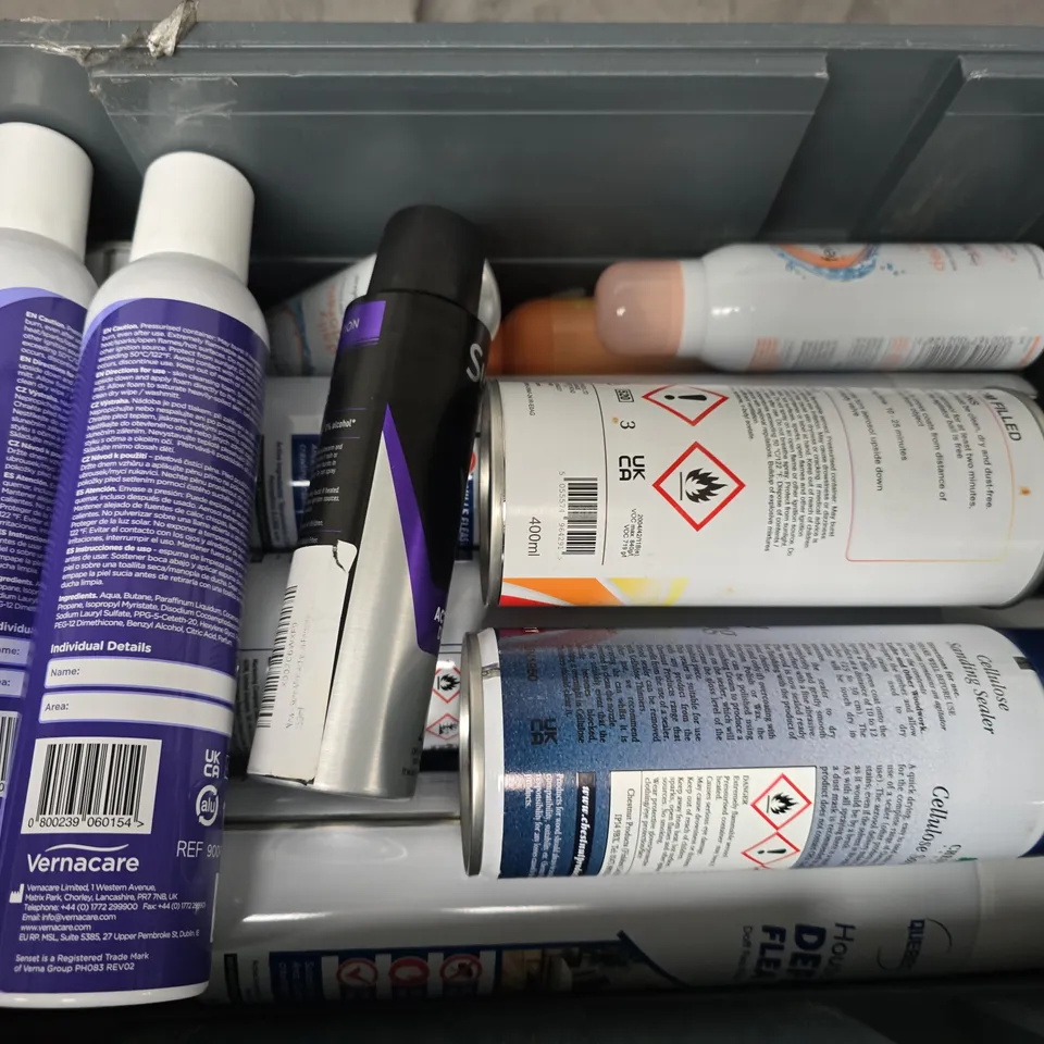APPROXIMATELY 20 ASSORTED AEROSOLS TO INCLUDE DAISE PEACHY DEODORANT, SENSET SKIN CLEANSING FOAM, QUEBEC HOUSEHOLD FLEA SPRAY, ETC - COLLECTION ONLY