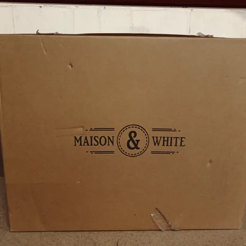 BOXED MAISON & WHITE - WHITE MARBLE CHOPPING BOARD