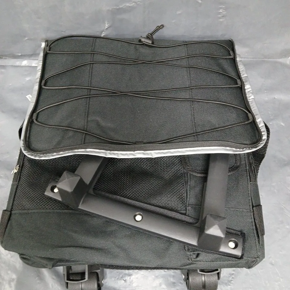 UNBRANDED FOLDABLE WHEELED LUGGAGE CASE 