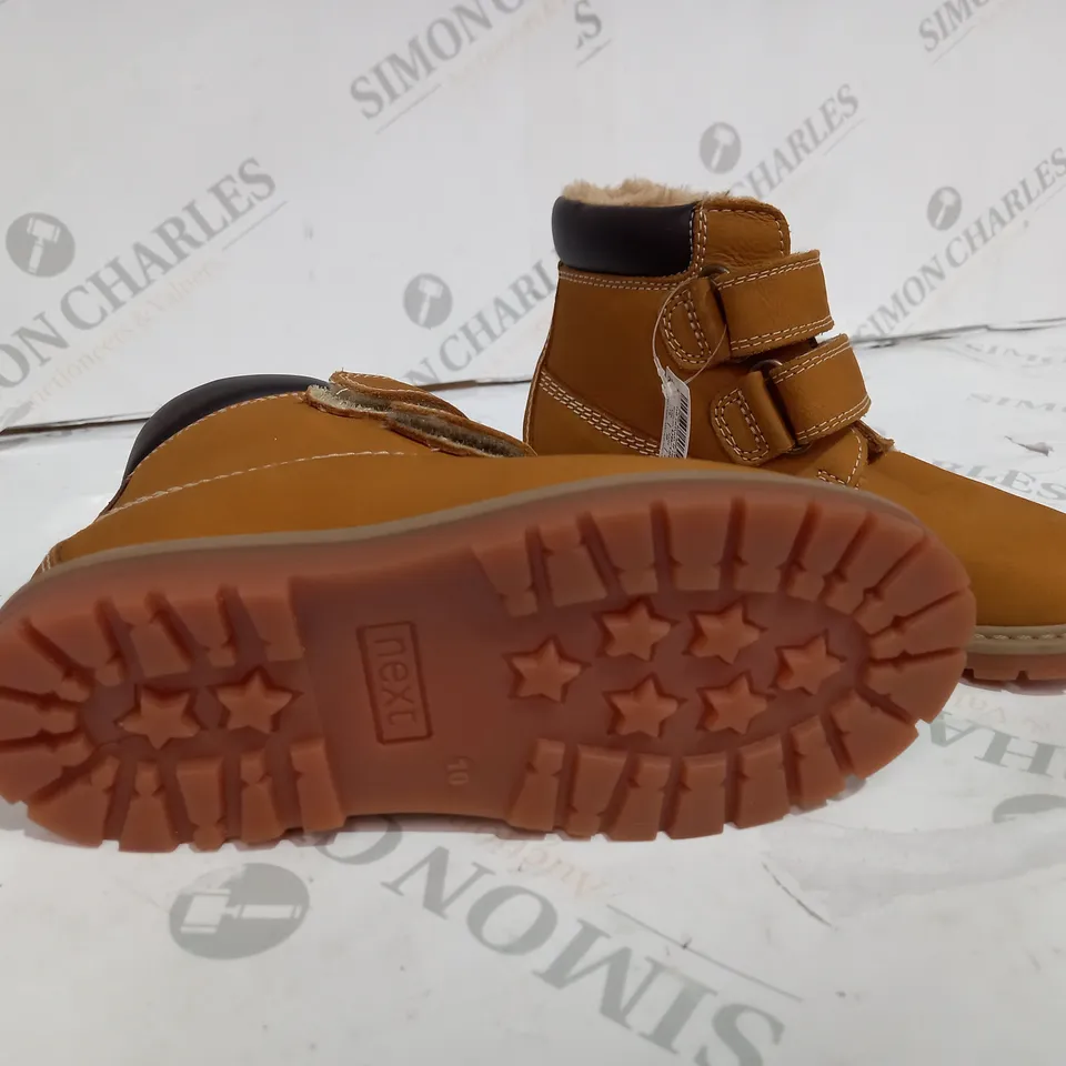 NEXT LIGHT BROWN BOOTS WITH FUR - UK 10 KIDS 