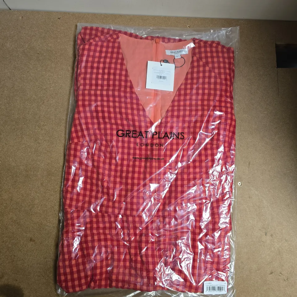 BAGGED GREAT PLAINS TUNIS CHECK V NECK DRESS IN CORAL SIZE 12