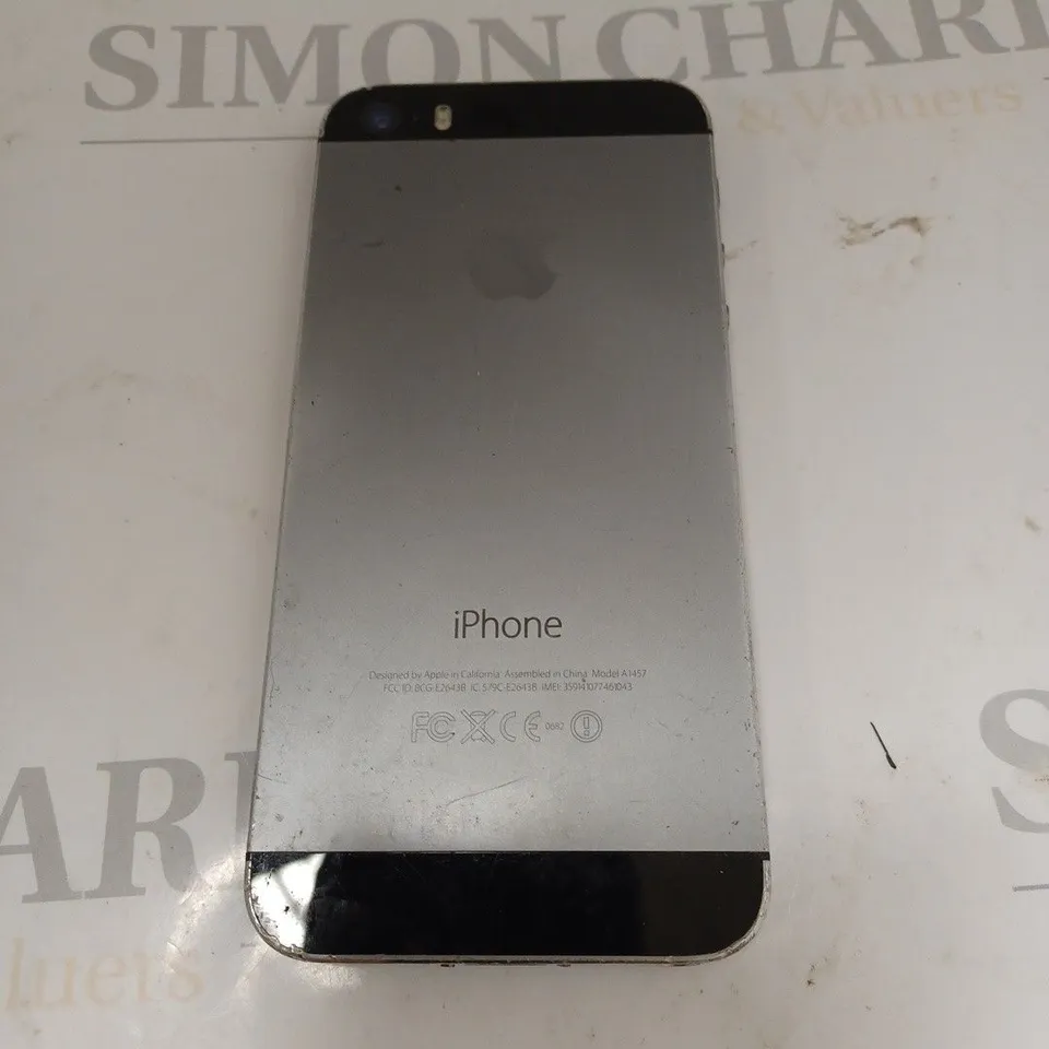 APPLE IPHONE MOBILE PHONE - A1457