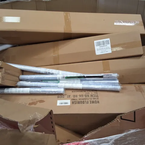 PALLET OF ASSORTED HOUSEHOLD GOODS AND ITEMS TO INCLUDE;ARTIFICIAL GRASS,DOG FRIENDLY BOOT MATS,PHOTO FRAME