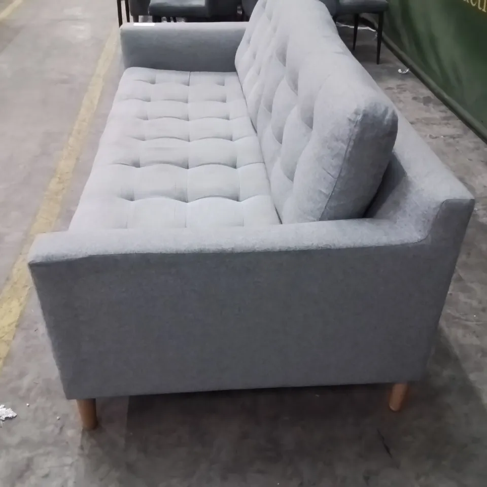 QUALITY DESIGNER 3 SEATER LIGHT GREY FABRIC UPHOLSTERED SOFA