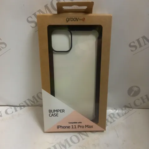 BOX OF 50 BRAND NEW GROOV-E IPHONE 11 PRO MAX BUMPER CASES IN BLACK