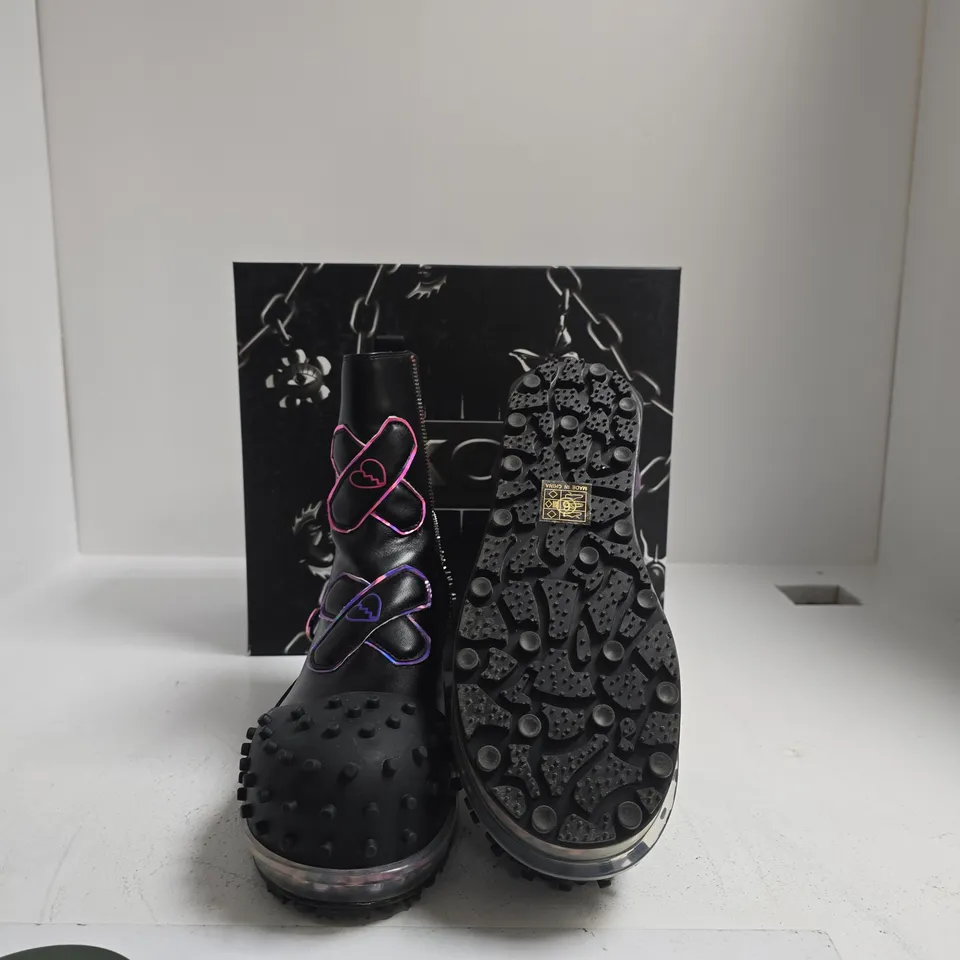CYBERPUNK BLACK STUDDED LEATHER ANKLE BOOT WITH SIDE ZIP AND PURPLE TRANSLUCENT SOLE UK SIZE 6
