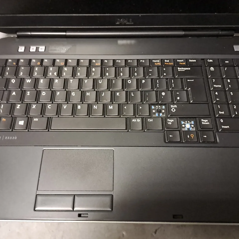 DELL LATITUDE E5530 LAPTOP