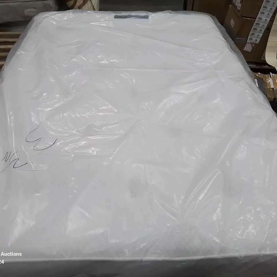 BAGGED DESIGNER DOUBLE 135CM SILENTNIGHT MIA 1000 POCKET ORTHO FIRM MATTRESS RRP £599