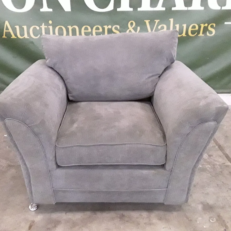 QUALITY DESIGNER ARMCHAIR - GREY FABRIC 