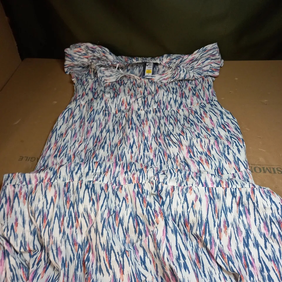 M&S WHITE MIX MAXI DRESS SIZE 16