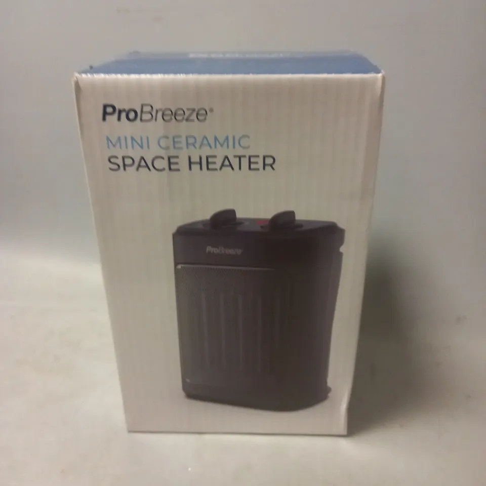 SEALED PROBREEZE MINI CERAMIC SPACE HEATER 