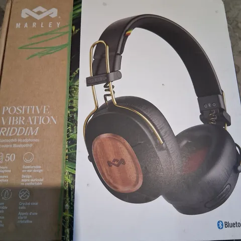 BOXED HOUSE OF MARLEY POSITIVE VIBRATION RIDDIM BLUETOOTH HEADPHONES