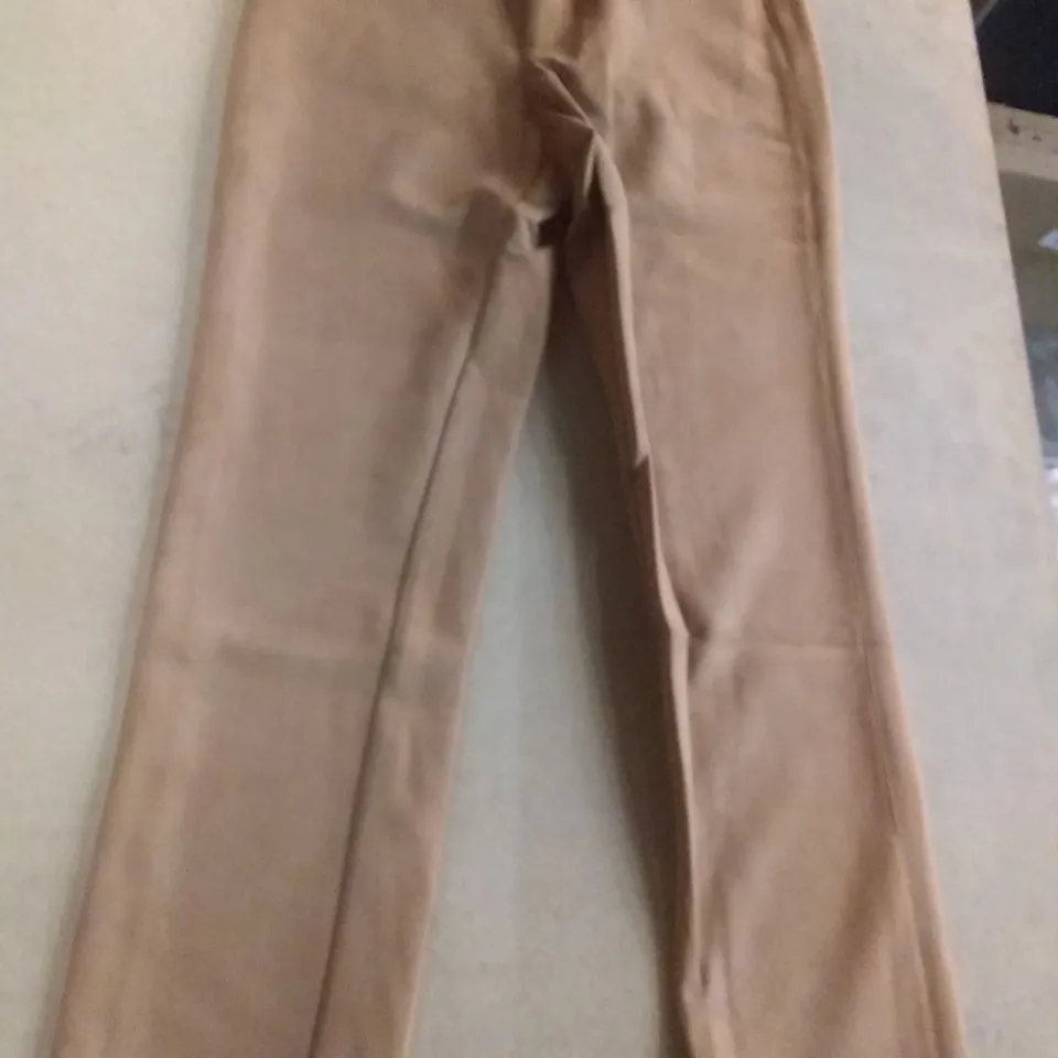 BOX OF APPROXIMATELY 19 MARLA WYNNE STRETCH FAUX SUEDE JEANS DARK CAMEL - SIZE 16