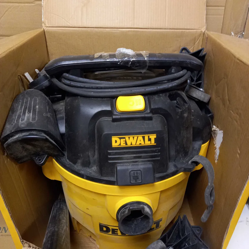 DEWALT DXV23PTA 23L WET/DRY VAC