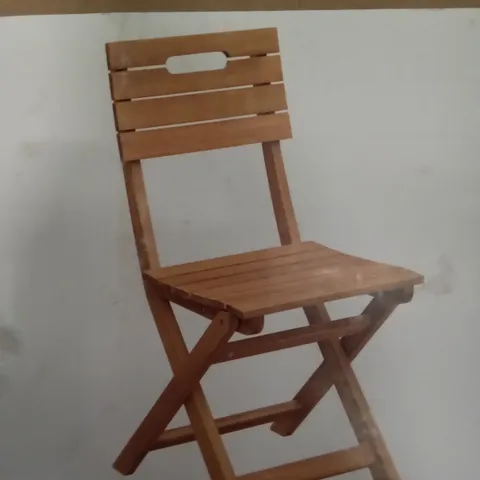 BOXED DENIA FOLDING WOODEN CHAIR