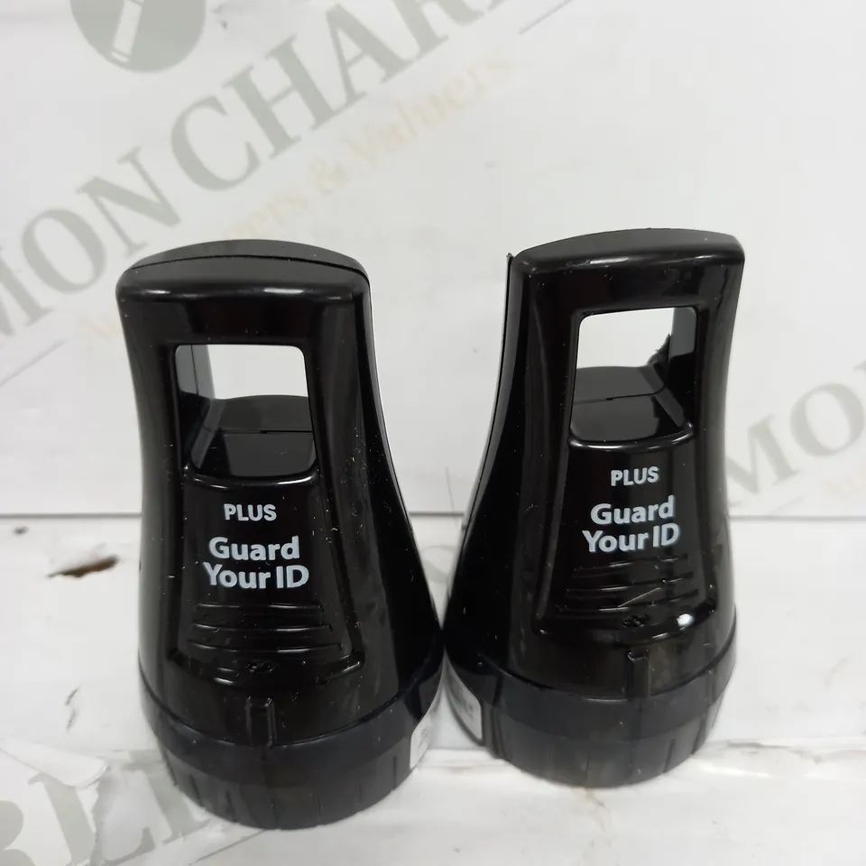 BOXED GUARD YOUR ID SET OF 2 ADVANCED X ROLLERS IN BLACK