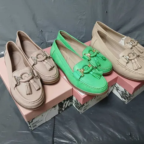 APPROXIMATELY 14 BOXED PAIRS OF MODA IN PELLE FALCONCIE LEATHERS SHOES IN VARIOUS SIZES & COLOURS TO INCLUDE CAMEO, GREEN, NUDE, ETC - COLLECTION ONLY