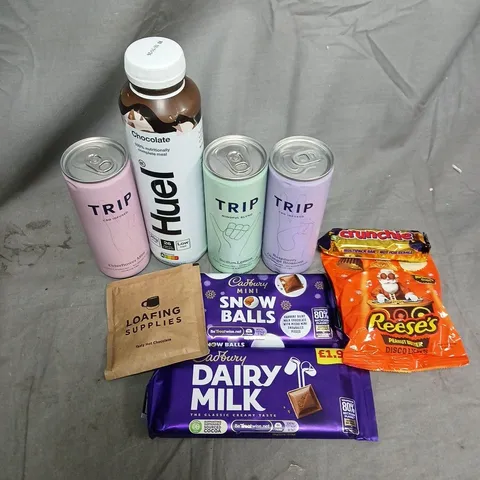 APPROXIMATELY 14 ASSORTED FOOD ITEMS TO INCLUDE TRIP CBD INFUSED DRINKS, REESES DISCO LIGHTS, HUEL, ETC - COLLECTION ONLY 
