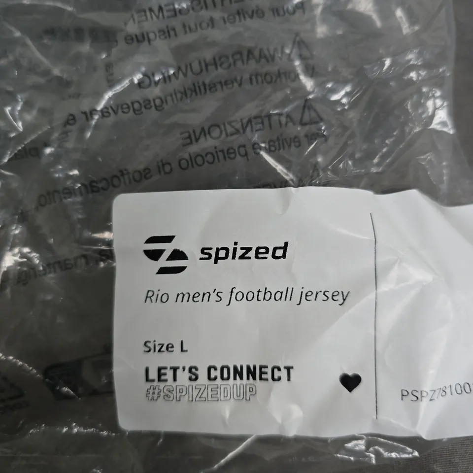 SPIZED RIO MEN'S FOOTBALL JERSEY – SIZE L