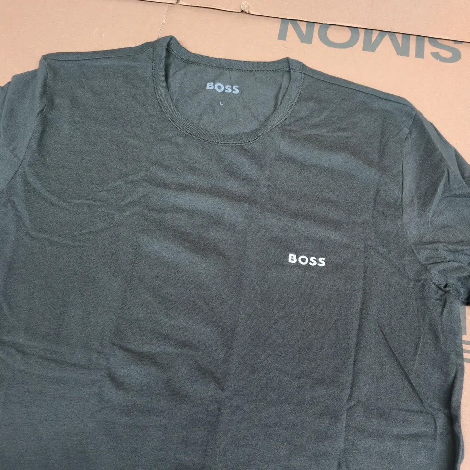 HUGO BOSS MEN'S T-SHIRT – SIZE L
