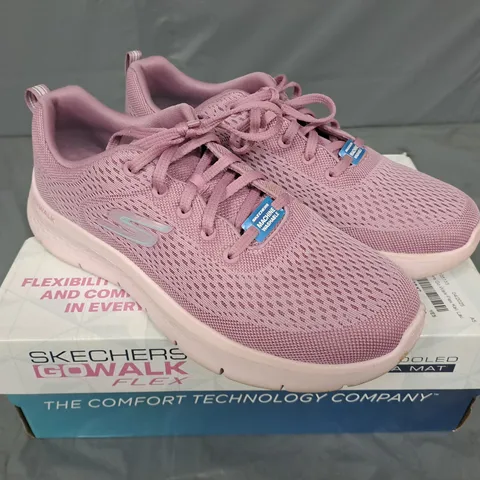 BOXED PAIR OF SKECHERS GOWALK FLEX TRAINERS IN PINK - SIZE 7
