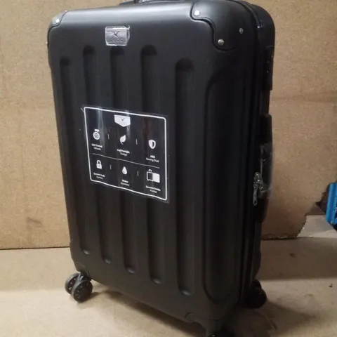 LUGG SKYWANDER 24" TRAVEL SUITCASE - BLACK