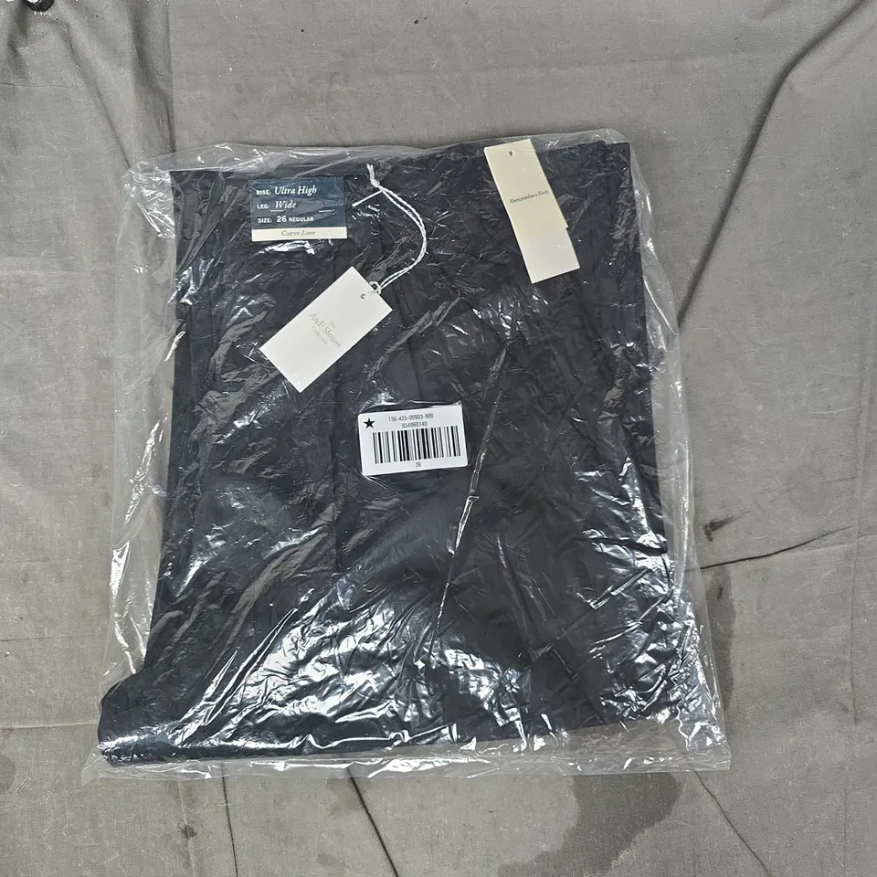 ABERCROMBIE & FITCH ULTRA HIGH RISE WIDE-LEG TROUSERS IN BLACK SIZE 26R