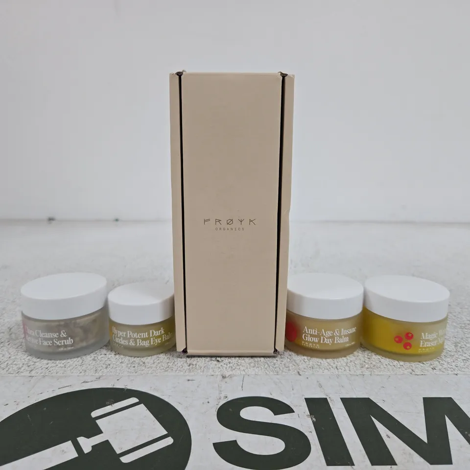 FROYK ORGANICS SKINCARE SET