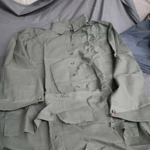 KHAKI BUTTONED LONG SLEEVE SHIRT SIZE XL