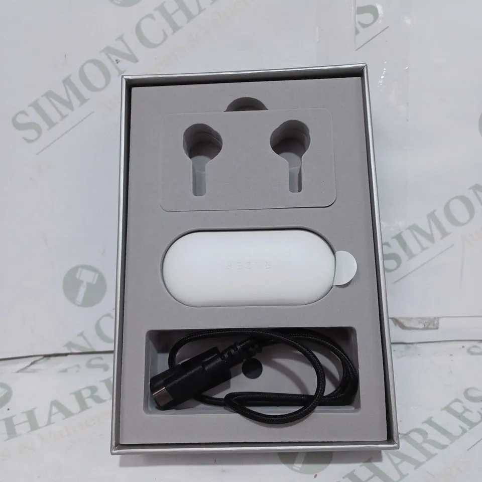 RAZER HAMMERHEAD MERCURY TRUE WIRELESS BLUETOOTH EARBUDS